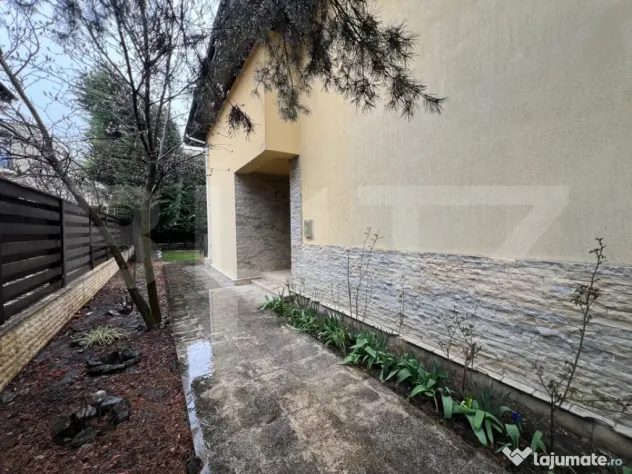 De vanzare | Casa Individuala | 154 mp | Transylvania Colleg