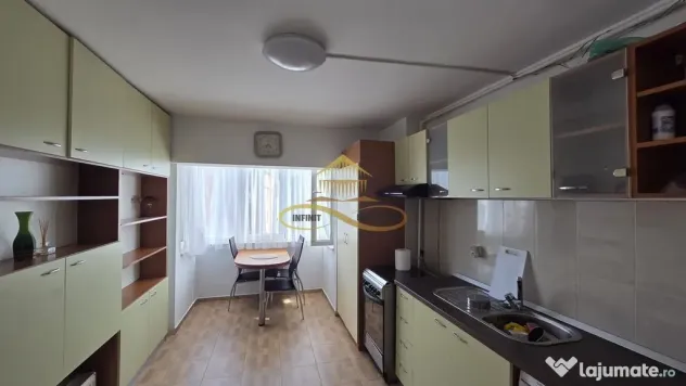 Apartament cu 2 camere decomandate central de inchiriat-Z...