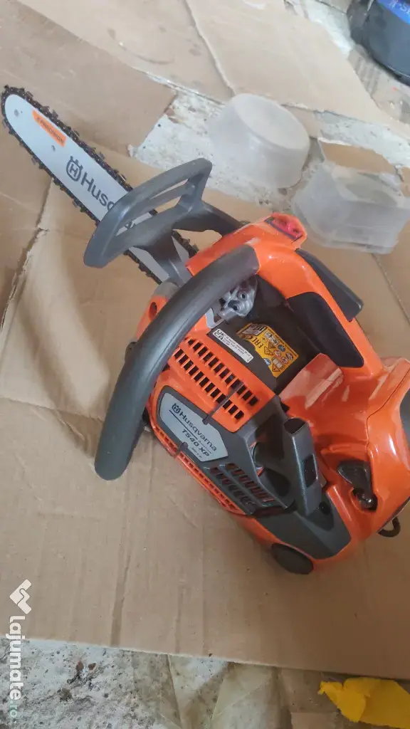 Drujbă Husqvarna