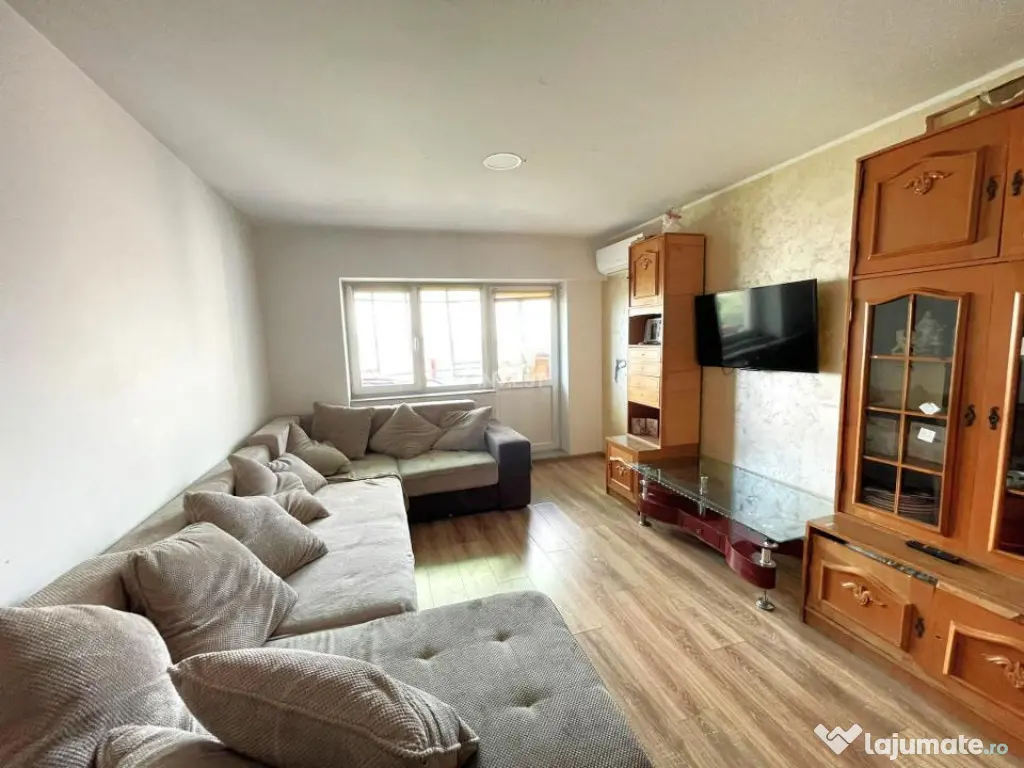 4 camere în Nicolina - La Bulevard - încălzire pardoseal?