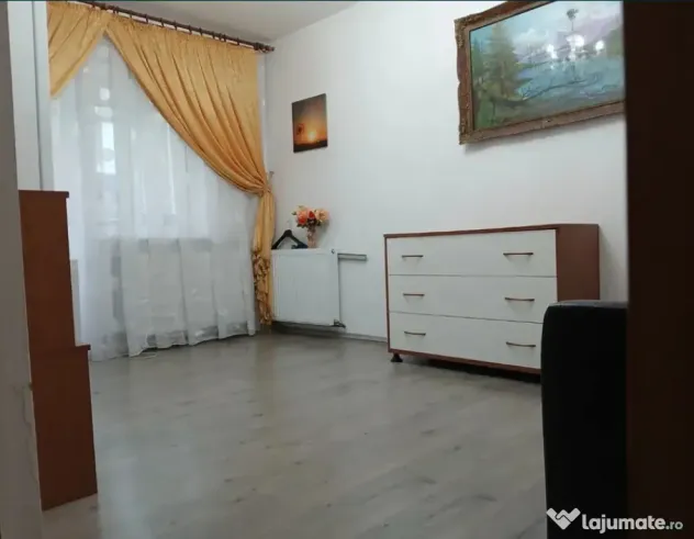 Garsoniera cu Balcon Inchis | Semidecomandata | zona Bartolomeu