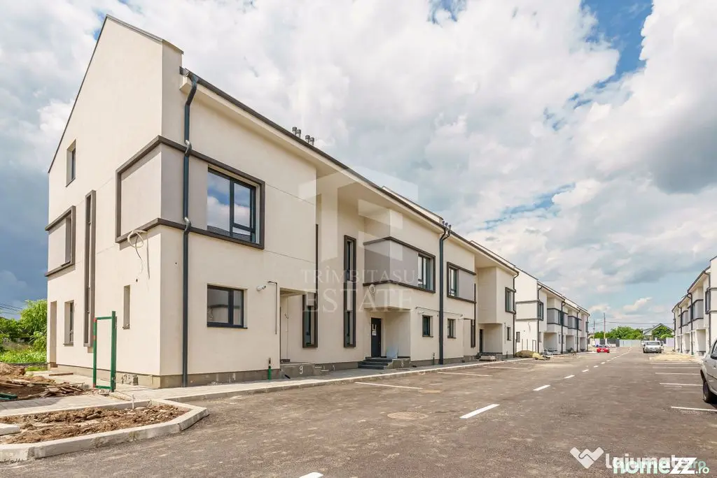 Case P+1+M 140 mp Curte Parcare Tiparnitei Sect 5 Dedeman... - Bucuresti (Bucuresti-Ilfov)