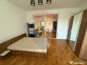 VANZARE Garsoniera in zona Unirii 
