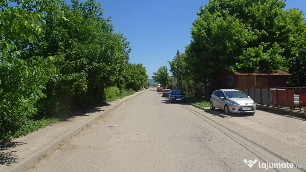Vand 2 parcele de teren intravilan in Deva, zona Haraului,