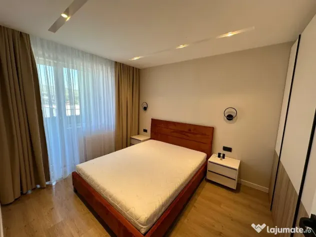 Inchiriere Apartament 3 camere semidecomandat, 60 mp,Catanelor