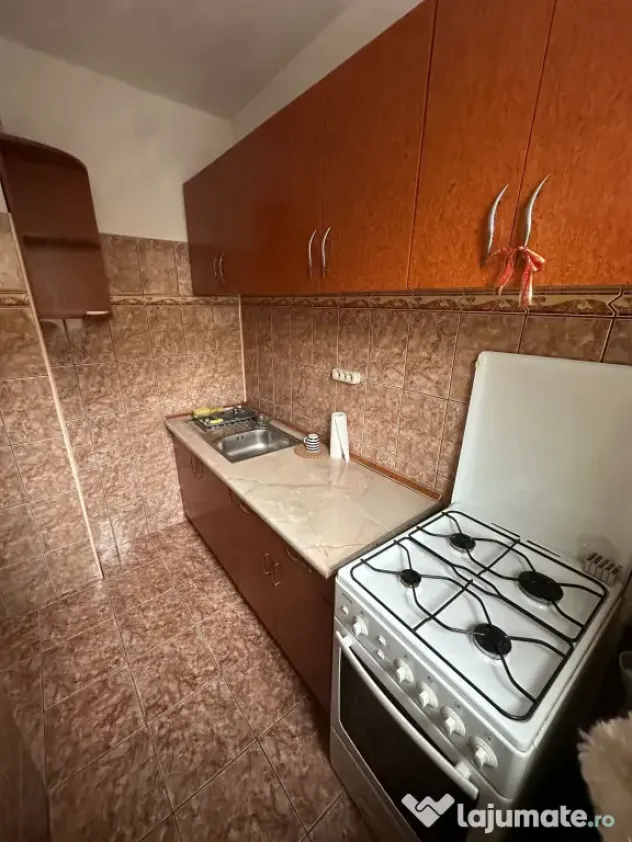 Iancului etaj 2 semidecomandat