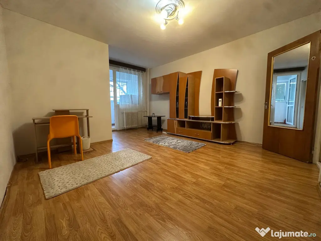 Iancului etaj 2 semidecomandat
