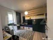 Apartament Spațios cu 3 Camere în Cartierul Unirii 