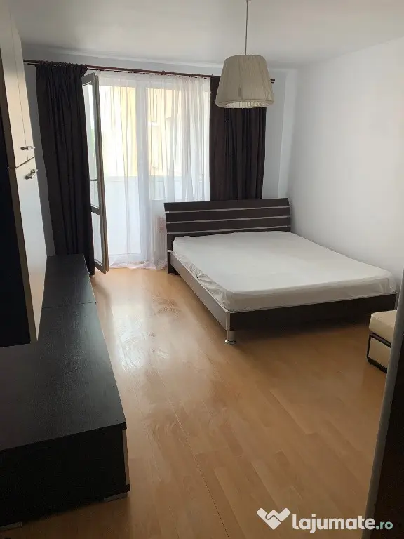 Proprietar vând apartament 2 camere
