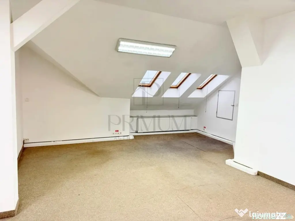 Spatiu Birouri 5 camere decomandate in cladire noua, mansard - Timisoara (Timis)