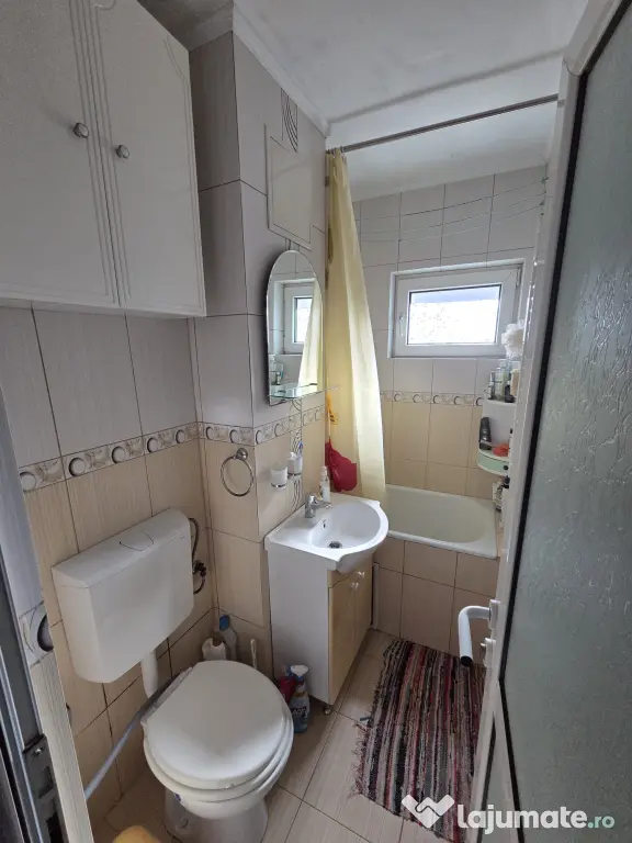 Vand apartament 2 camere, Aleea Nucului, Primaverii