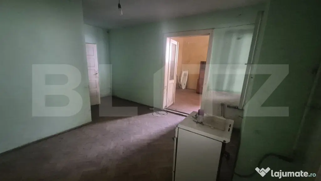De vanzare apartament cu 5 incaperi in cladire istorica, 113