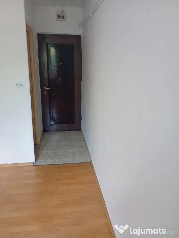 Garsoniera de vânzare, Bacău