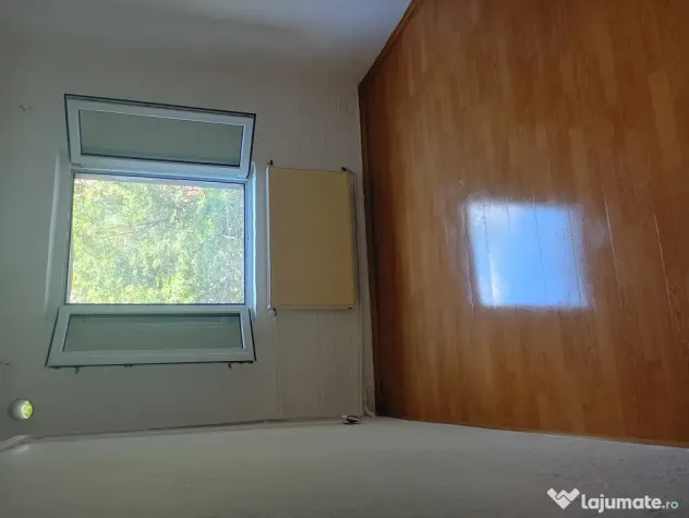 Garsoniera de vânzare, Bacău