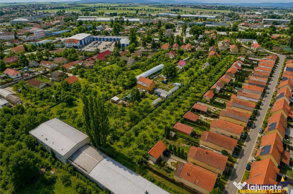 FILM ! Casa cu teren de 2.152 mp, Tigaretei, Sfantu Gheorghe