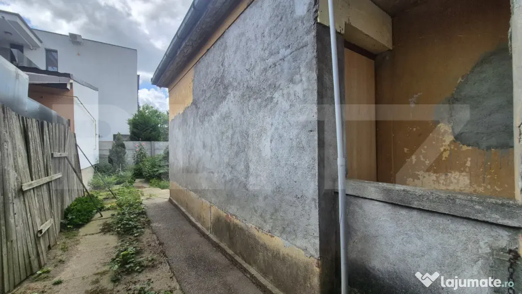 Casa cu 3 dormitoare de vanzare, 85 mp, teren 223 mp, pe str
