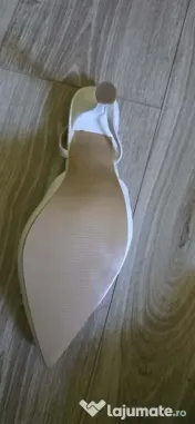 Sandale