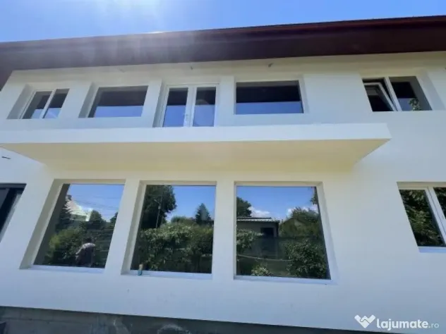 Vila 6 camere,125mp utili,teren 700mp,zona Breaza,Prahova, 325.000euro
