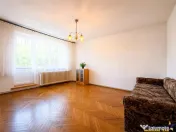 Decomandat pe 3 camere, 2 balcoane, locatie favorabila, Sime