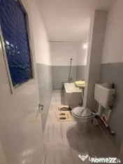 De vanzare apartament cu 2 camere, etaj 4/4, recent renov... 