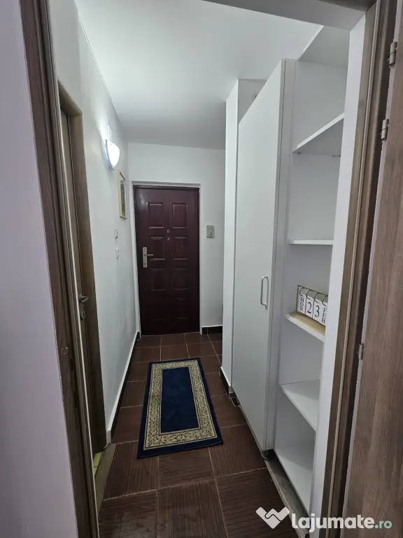 Proprietar închiriez apartament cu o camera, zona Lipovei, aproape Iulius Mall