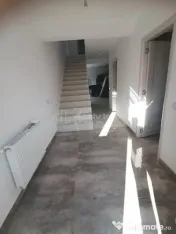VANZARE - CASA SAU SPATIU COMERCIAL - Locuinta si /sau Aface 