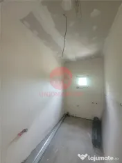 Casa de Lumina Finisata la Cheie, Aproape de Centru