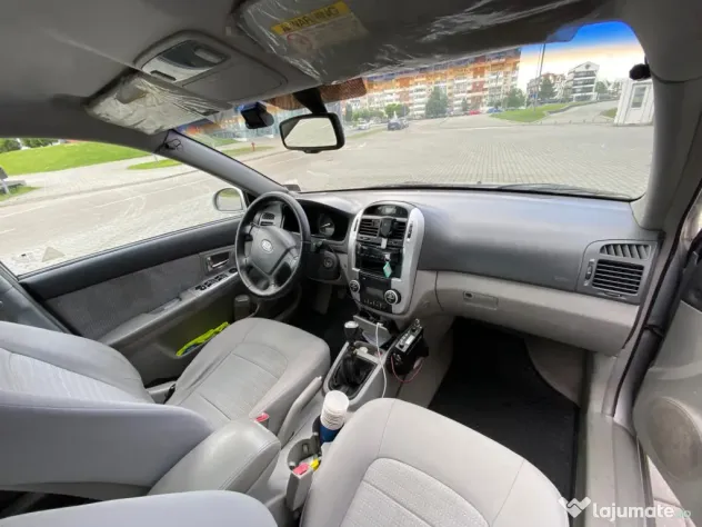 Autoturism Kia Cerato