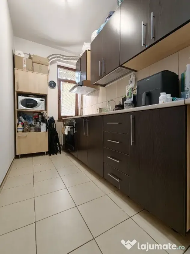 Apartament 2 cam luminos 8 min. metrou Pacii bloc Boutique 2007 Com. 0