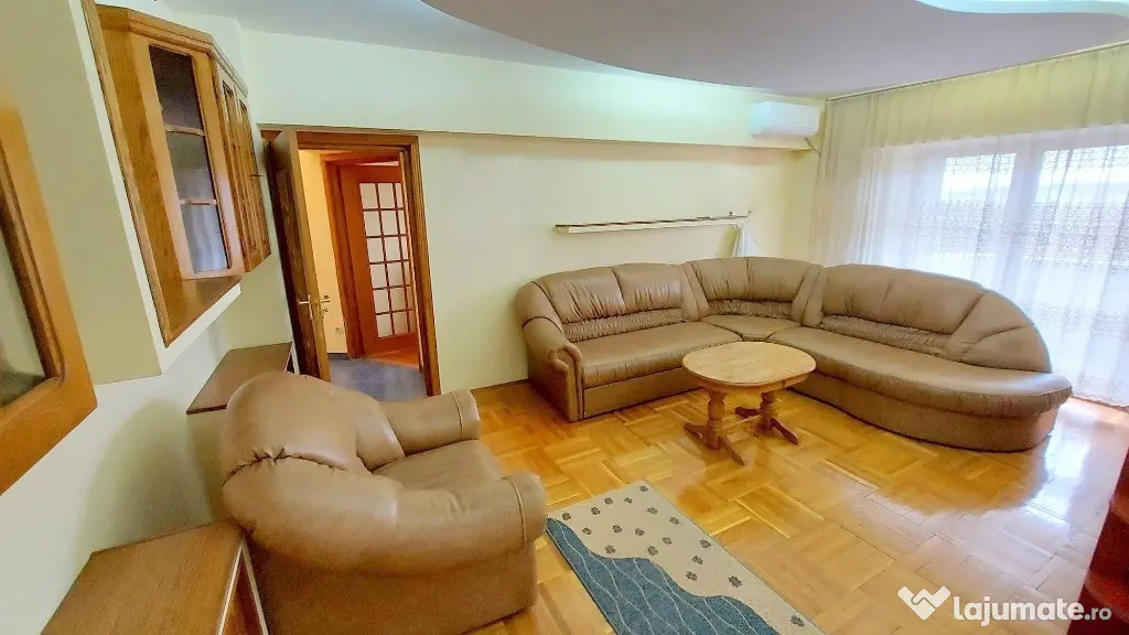 Apartament 3 camere , CENTRAL - ,INDEPENDENTEI