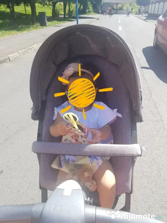 Cărucior Stokke Xplory V5 in stare foarte bună cu multiple accesorii
