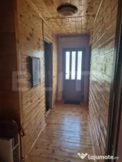 Proprietate deosebită: Casă cu 2 clădiri, foișor generos