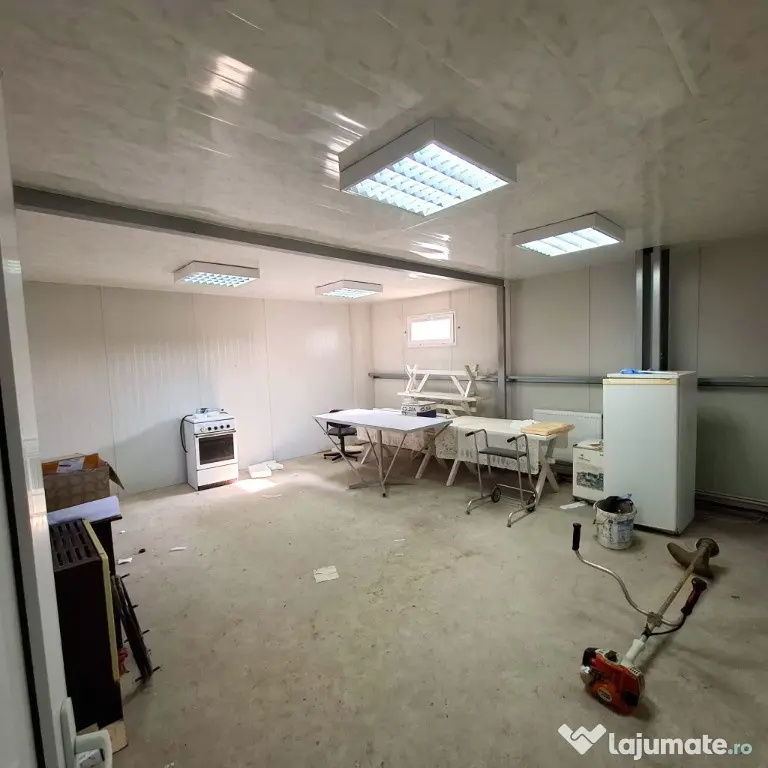 Proprietate industrială cu hală metalică, birouri și teren Golești