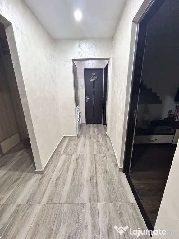 ???? Apartament 2 camere decomandat, Micro 13, cu central...