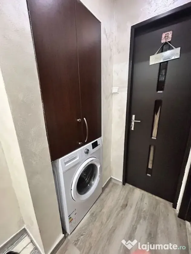 ???? Apartament 2 camere decomandat, Micro 13, cu central...