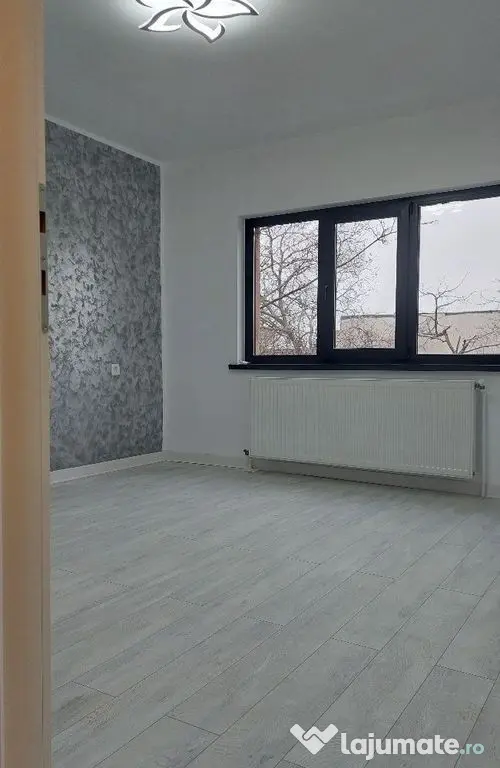 ???? Apartament 2 camere decomandat, etaj 2, zona Liceu A...