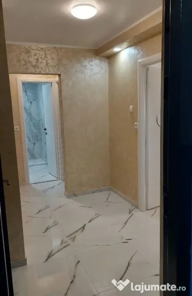 ???? Apartament 2 camere decomandat, etaj 2, zona Liceu A...