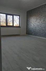 ???? Apartament 2 camere decomandat, etaj 2, zona Liceu A... 