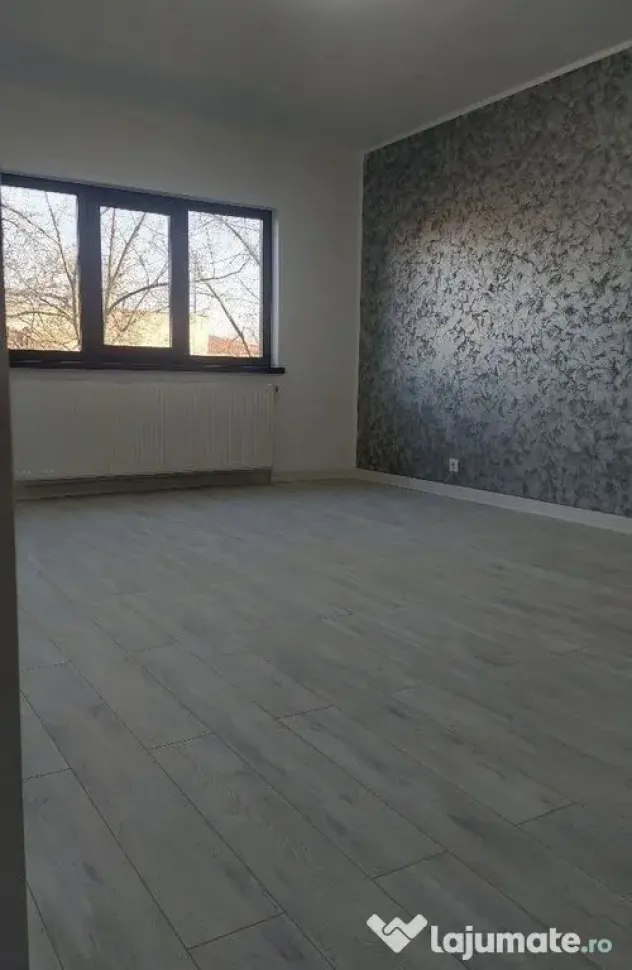 ???? Apartament 2 camere decomandat, etaj 2, zona Liceu A...