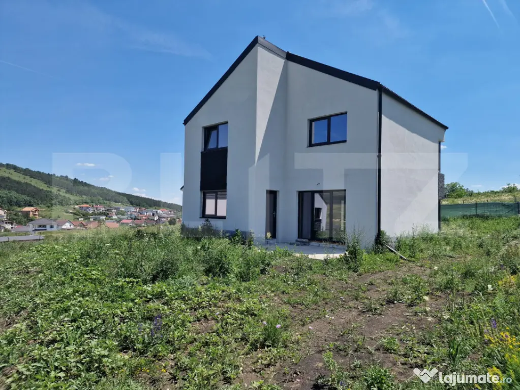 Casă nouă in Apahida Campenesti - individuală cu privelis