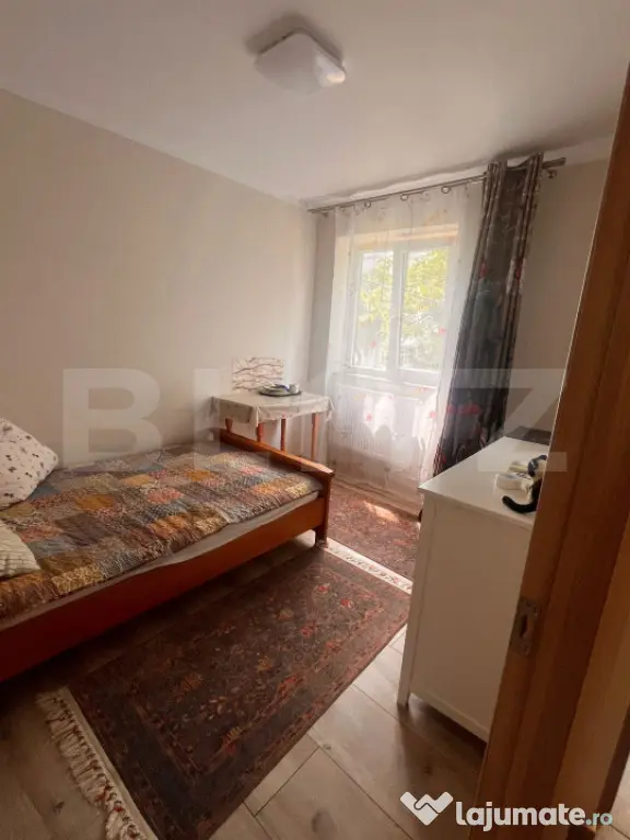 Apartament 2 camere decomandat, etaj 1, zona Catedralei