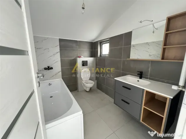 Casa Individuala P M - 4 camere - Pompa de Caldura-Panouri S