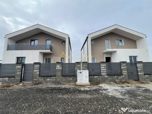 Casa Individuala P M - 4 camere - Pompa de Caldura-Panouri S