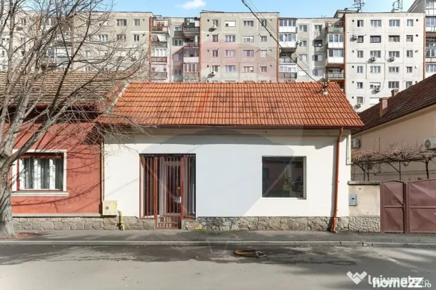 Spațiu de depozitare/birouri de 90mp de închiriat în z...