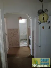 CET, de vanzare 3 camere, decomandat, gaze 