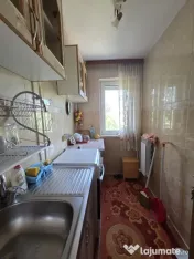 Apartament cu 3 camere, zona Bvd. Stafionului/BZ ~ etaj 3 din 4 ~ 