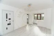 Garsoniera RENOVATA, etaj 1, Gavana-Pitesti 