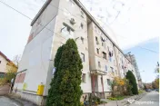 Garsoniera RENOVATA, etaj 1, Gavana-Pitesti 