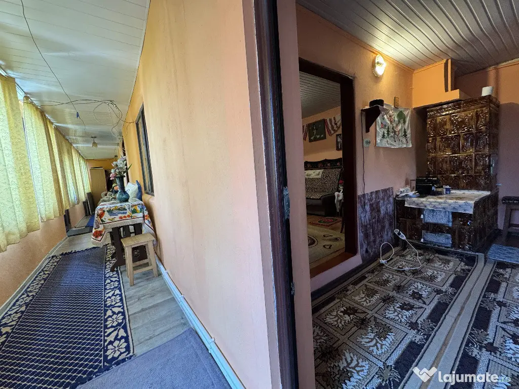 Casa traditionala + ANEXA locuibila, T=1153 mp, D = 27m, Satul nou