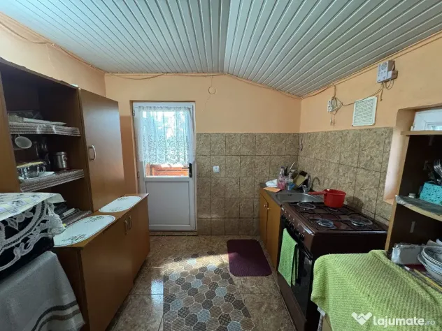 Casa traditionala + ANEXA locuibila, T=1153 mp, D = 27m, Satul nou